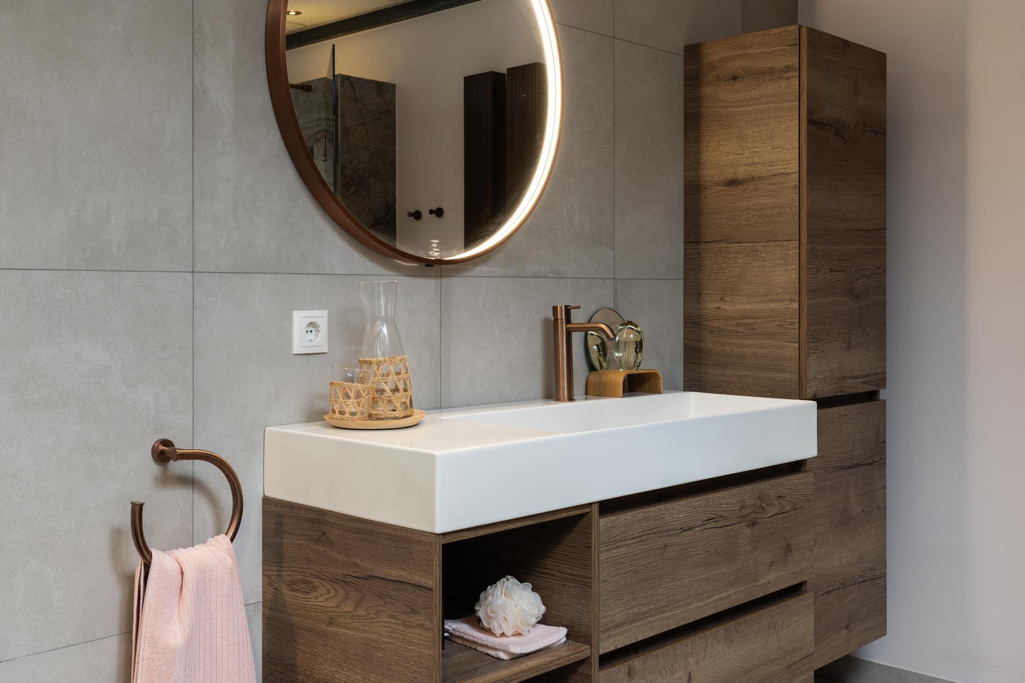 Bruggink Badkamers 6668 ONLINE