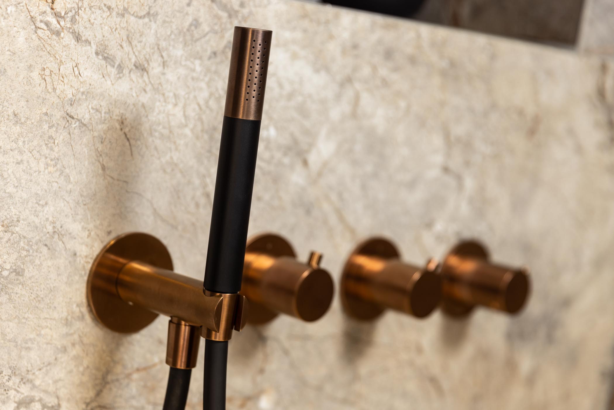 Bruggink Badkamers 6669 ONLINE